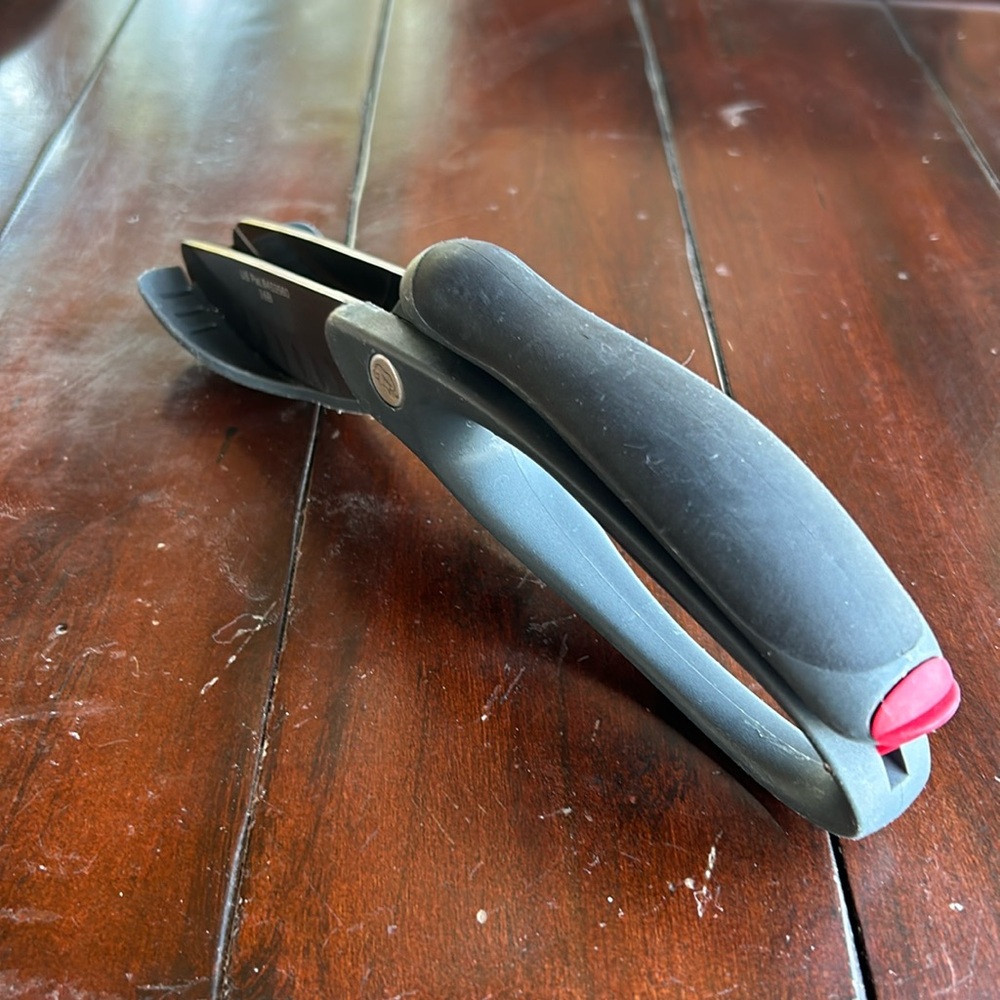 Pampered Chef Salad Chopper